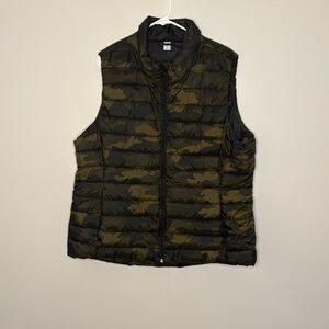 Old Navy Men’s XL Camouflage Quilted puffer Vest